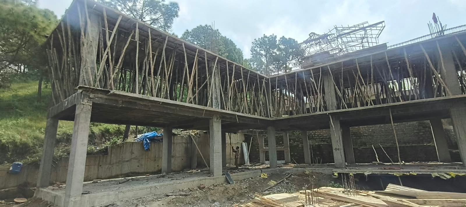Structure Rising